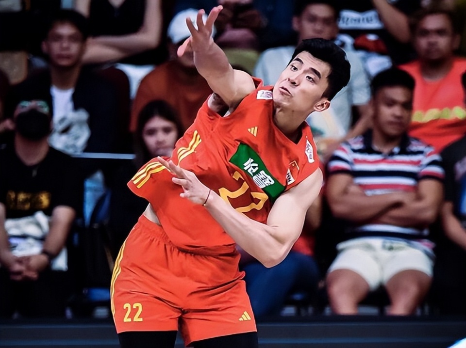 日本鏖战巴西，阿什拉夫带队取胜