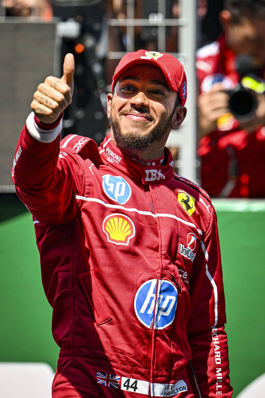 法拉利横扫哈斯车队，拉塞尔点燃赛场