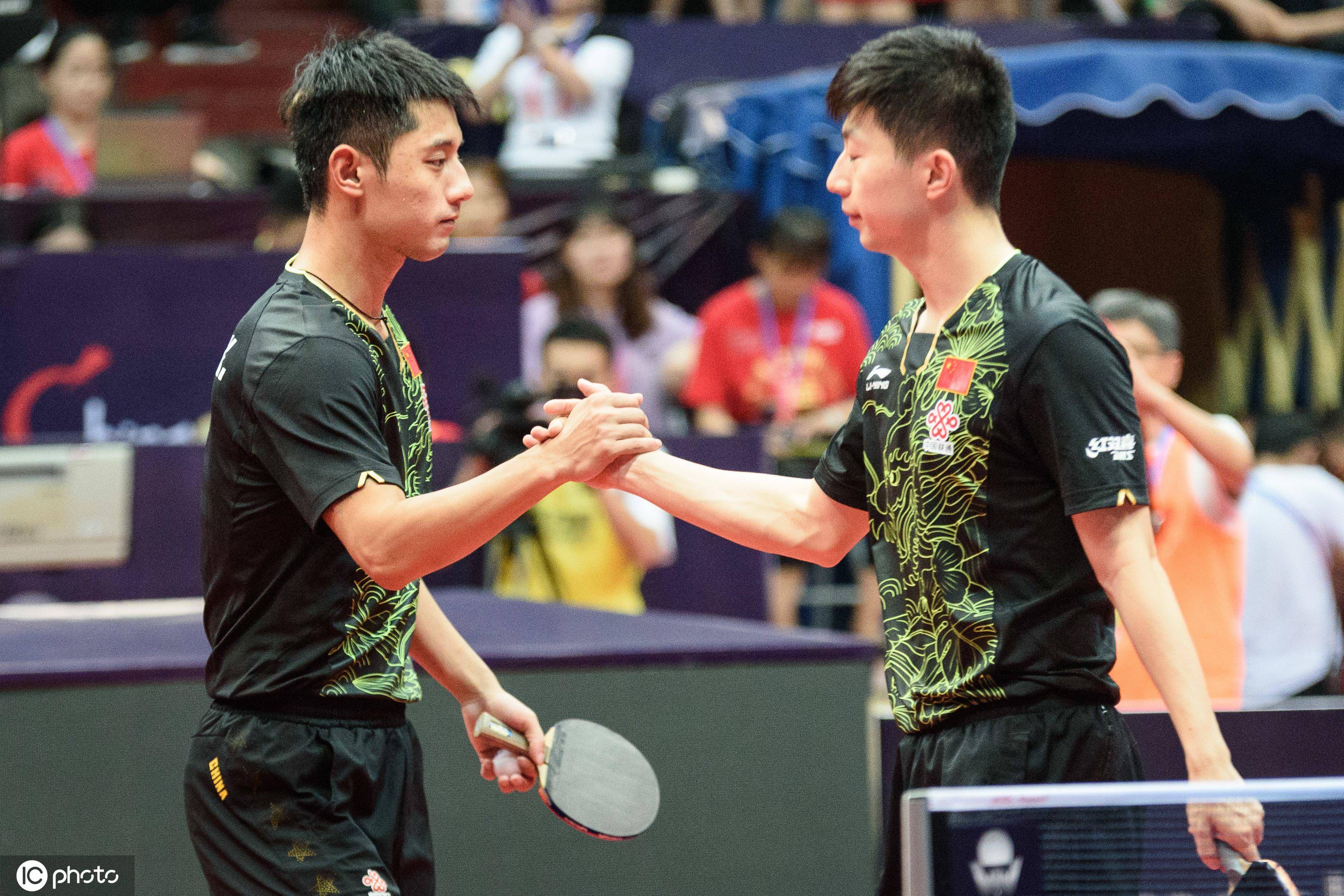 奥地利队翻盘法国队，张继科惊艳四座