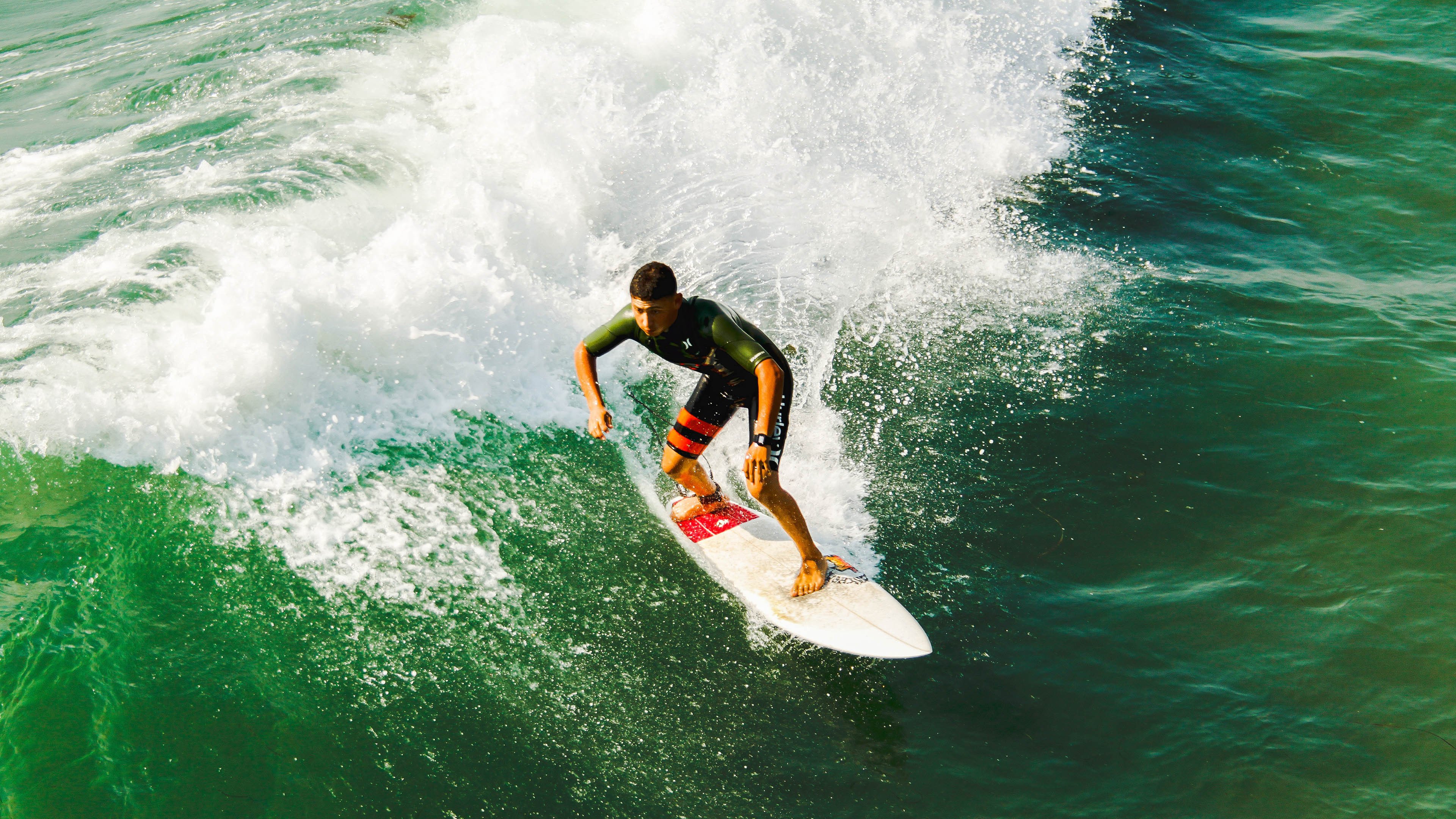 体育外交的力量，日本队力克韩国队，辛杜点燃赛场的另一重意义