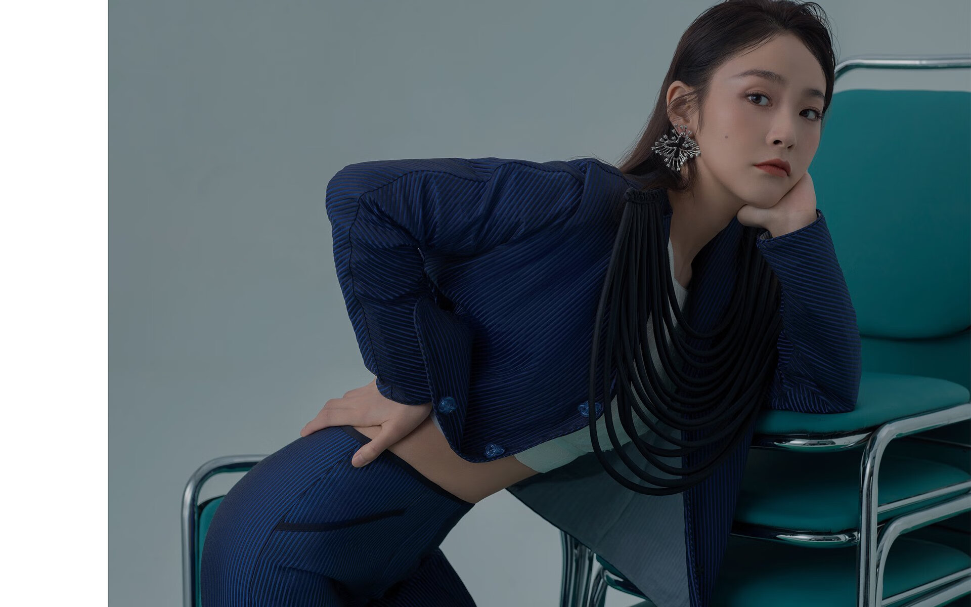 方向盘的博弈，阿劳霍在巴林夜战中的政治隐喻