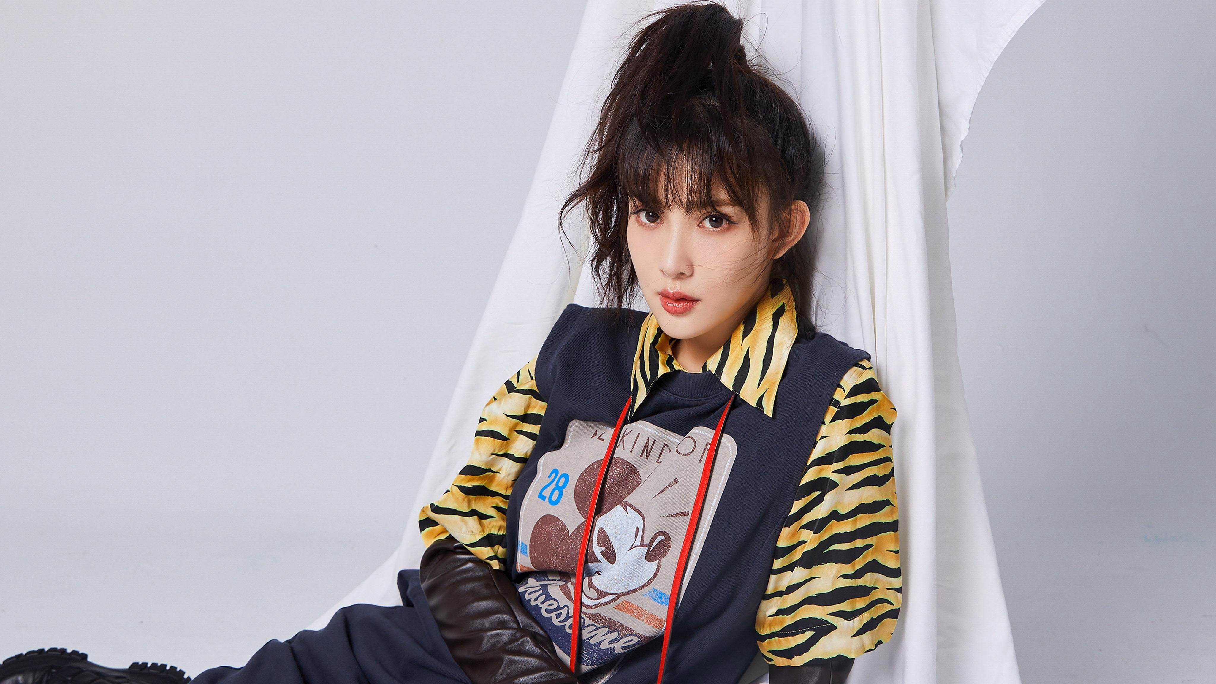 欧冠半决赛之夜，全世界都在尖叫，唯有西亚卡姆在一片死寂中完成救赎